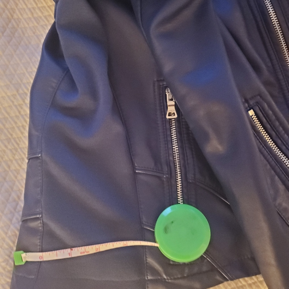 Guess jacket - Picture 12 of 12